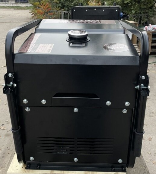 Инверторный дизельный генератор Hyundai DHY 8500LEi изображение 4