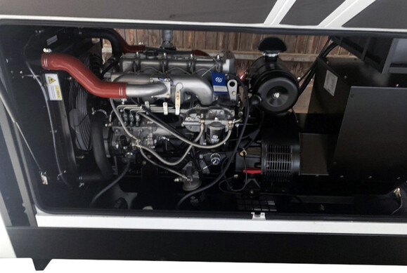 Електростанція дизельна Hyundai DHY28KSE + ATS 60A фото 3